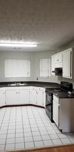 3763 Soapstone Rd in Decatur, GA - Building Photo - Building Photo