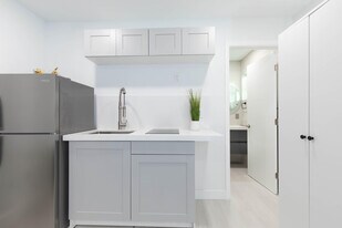 1826 Jefferson St in Hollywood, FL - Building Photo