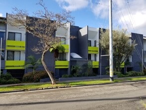 9618 Exposition Blvd, Unit 210 in Los Angeles, CA - Building Photo - Building Photo