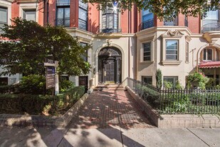 244 Beacon St, Unit 1B in Boston, MA - Building Photo