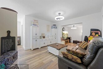 2626 Garfield St in Hollywood, FL - Building Photo - Building Photo