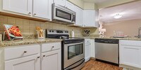 Building Photo - Uptown Gardens Apartments in Charlotte, North Carolina