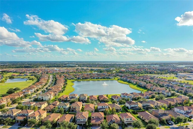 10460 Henbury St in Orlando, FL - Foto de edificio - Building Photo