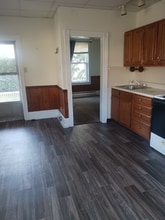 2558 Lititz Pike in Lancaster, PA - Foto de edificio - Building Photo