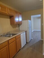 157 Delmar Ln in Newport News, VA - Building Photo