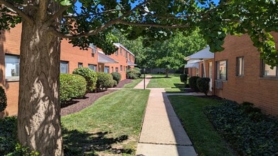 Arlen Terrace Apartments in Cleveland, OH - Foto de edificio - Interior Photo