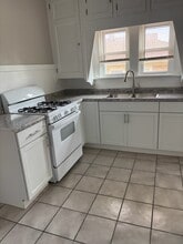 712 King St in Rockford, IL - Building Photo - Building Photo