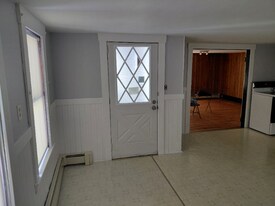 115 Freedom St, Unit 115 Freedom st in Athol, MA - Building Photo