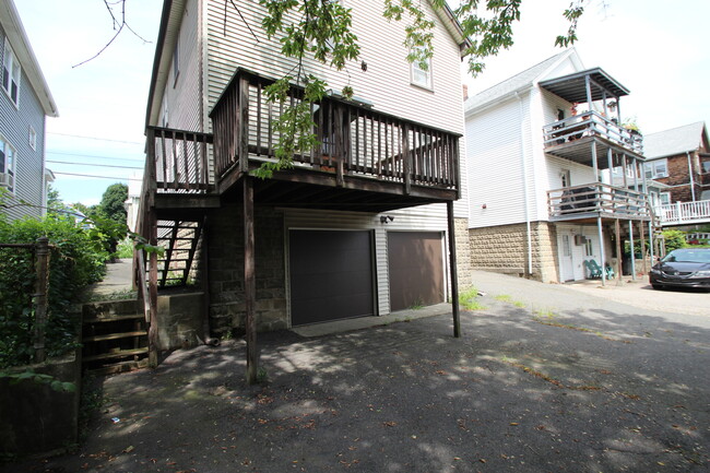 41 Chapman St, Unit 41 in Watertown, MA - Building Photo - Building Photo