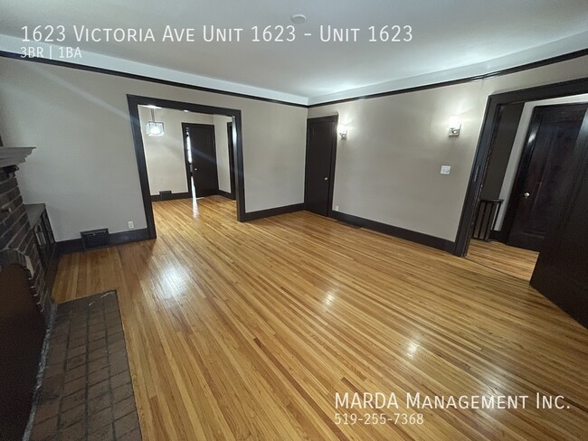 1623 Victoria Ave in Windsor, ON - Building Photo - Building Photo