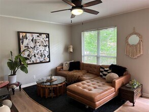 3104 Birdwood Cir in Austin, TX - Building Photo - Building Photo