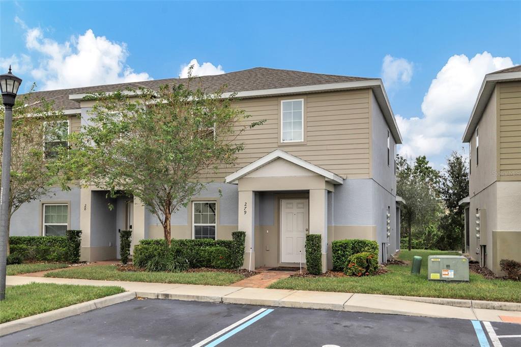 279 Annabelle Way in Davenport, FL - Building Photo