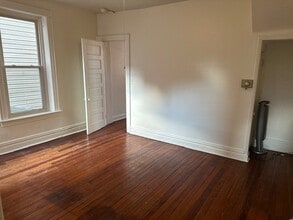 631 W Franklin St, Unit 1 in Hagerstown, MD - Foto de edificio - Building Photo