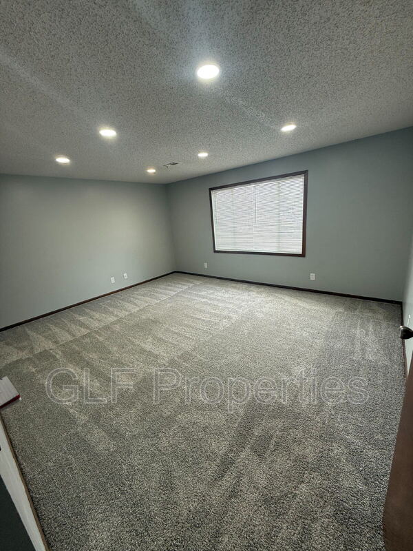 46 Bradford St in Seward, NE - Building Photo - Building Photo