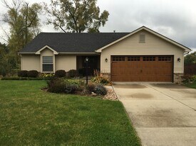 8427 Burnt Ember Pl in Fort Wayne, IN - Building Photo