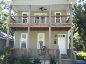 523 E 31st St in Savannah, GA - Building Photo