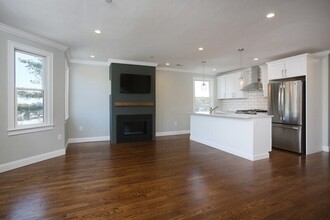 660 Somerville Ave in Somerville, MA - Building Photo - Building Photo