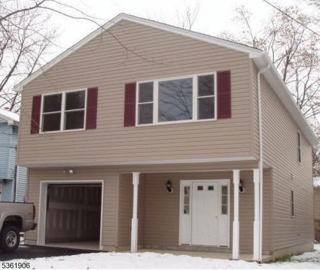property at 28 Caldwell Rd