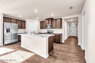 2262 Willow Springs Dr in Green Cove Springs, FL - Building Photo - Building Photo