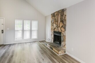 2441 Brook Canyon Dr in Charlotte, NC - Building Photo - Building Photo