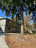 14620 NE Coast Pine Ct, Unit #2