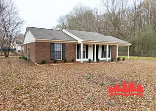 958 Brandywine Blvd in Memphis, TN - Foto de edificio - Building Photo