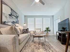 8901 Bertha Palmer Blvd, Unit SI ID1504562P in Tampa, FL - Foto de edificio - Building Photo