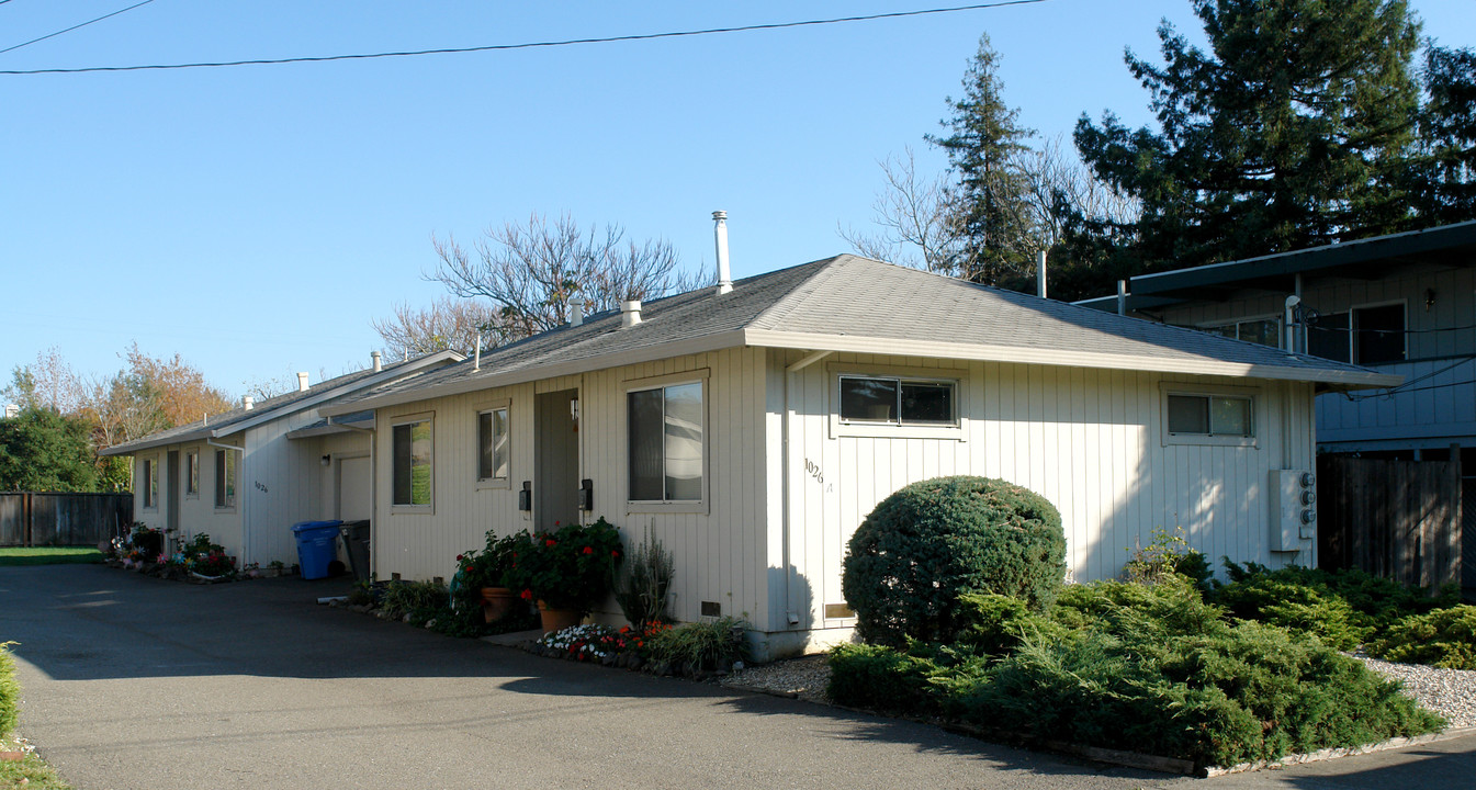 1026 King St in Santa Rosa, CA - Building Photo