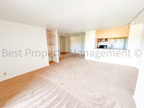 1085 Murrieta Blvd in Livermore, CA - Building Photo - Building Photo