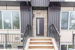 15103-15196 96 Ave NW in Edmonton, AB - Building Photo