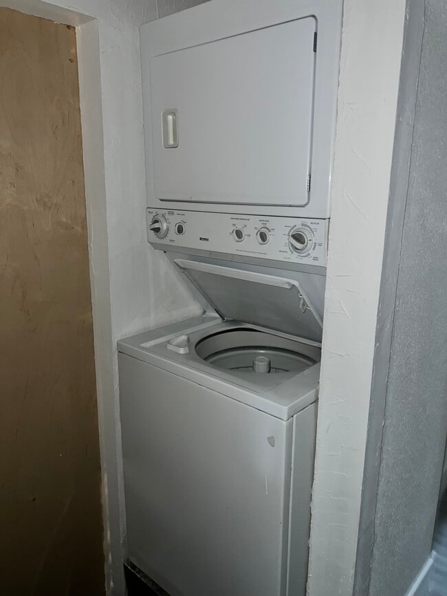 3924 Aquamarine Way in Las Vegas, NV - Building Photo - Building Photo