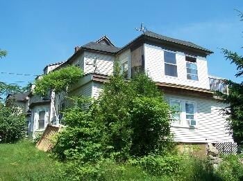 314 Pond Rd in Lewiston, ME - Foto de edificio