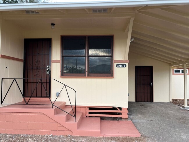 2214 California Ave in Wahiawa, HI - Building Photo - Building Photo