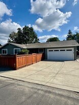 3730 Cowell Rd in Concord, CA - Building Photo