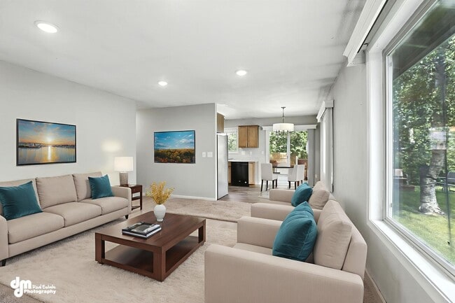 property at 8611 Augusta Cir