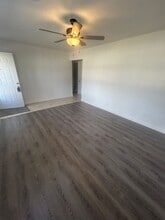 23 Delores Dr in Sauget, IL - Building Photo - Building Photo