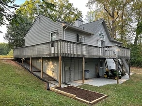 2368 Bateman Bridge Rd, Unit Our Nest is Downstairs in Forest, VA - Building Photo - Building Photo