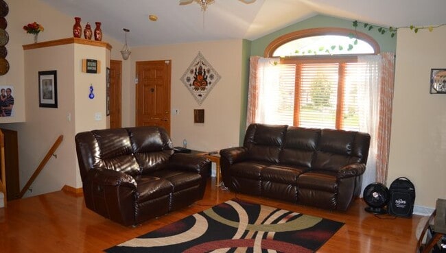 6 Marble Cir in Madison, WI - Building Photo - Building Photo