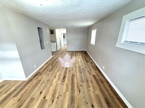 1411 E Bradbury Ave in Indianapolis, IN - Building Photo - Building Photo