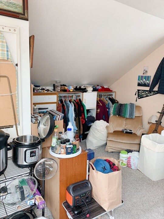 1124 N Garden St, Unit 1124 Studio in Bellingham, WA - Building Photo