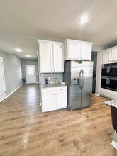 1750 Tamarack Rd in Shakopee, MN - Building Photo - Building Photo