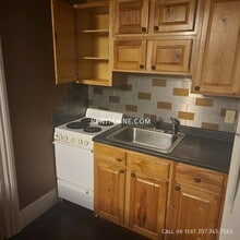 63 Fifth St. Apt., Unit 2 in Bangor, ME - Building Photo - Building Photo