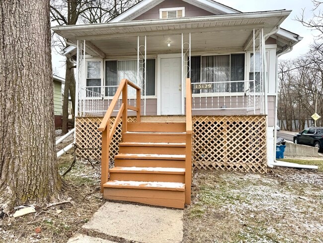 property at 13129 Morse St