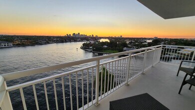 511 Bayshore Dr in Fort Lauderdale, FL - Building Photo - Building Photo