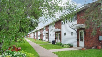 Norwich Court Apartments