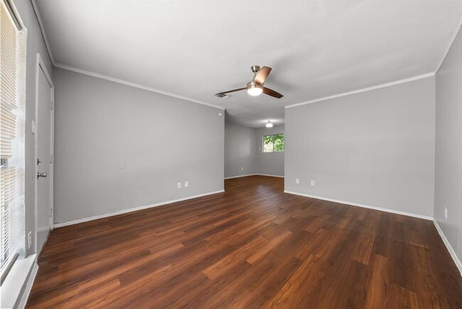 2311 Peppertree Ct in Austin, TX - Building Photo - Building Photo
