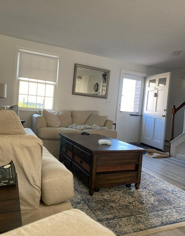 5 Louisburg Sq, Unit Heather Zacharakis in Centerville, MA - Building Photo - Building Photo