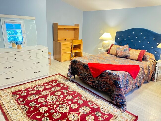 85 Mill St, Unit 1 in Binghamton, NY - Foto de edificio - Building Photo