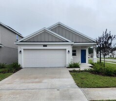 1260 Sand Trap Ct in Daytona Beach, FL - Building Photo