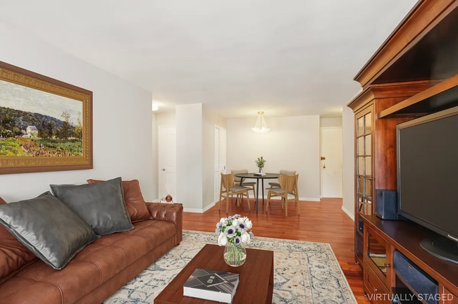 126 E 35th St, Unit 2 in New York, NY - Building Photo - Building Photo